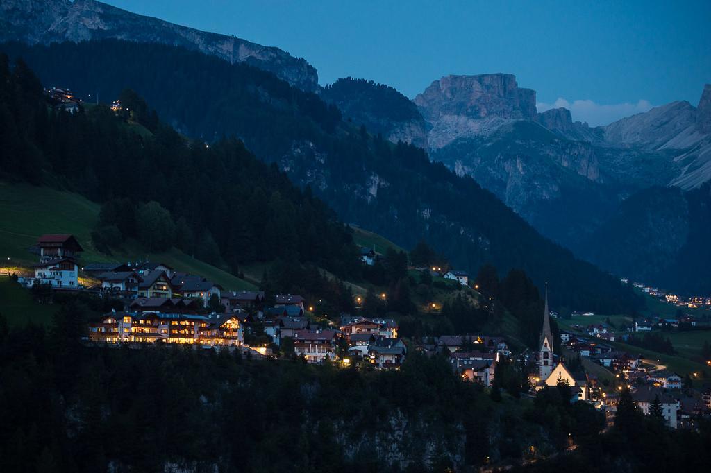 Residence Sovara Santa Cristina Val Gardena Eksteriør billede